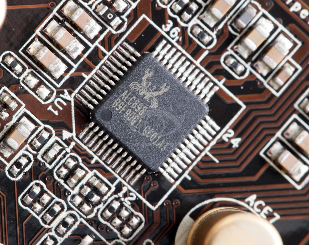 [30/03/2012] Asrock Fatal1ty Z77 Professional: Detaillierte Fotos des Ivy-Bridge-Mainboards (13)