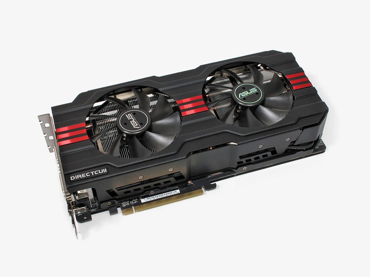 [01/03/2012] Asus Radeon HD 7970 Direct Cu II TOP (DC2T): Dank Triple-Slot-Breite gehört die Karte zu den 