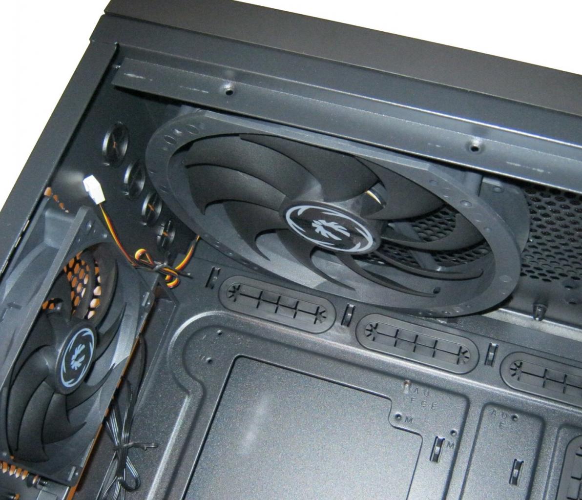 [11/03/2012] Bitfenix Shinobi XL: User testet das Gehäuse im PCGHX-Forum (30)