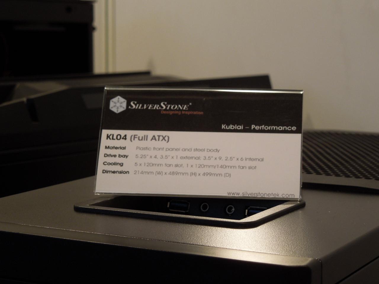[08/03/2012] Cebit 2012 Silverstone 3 