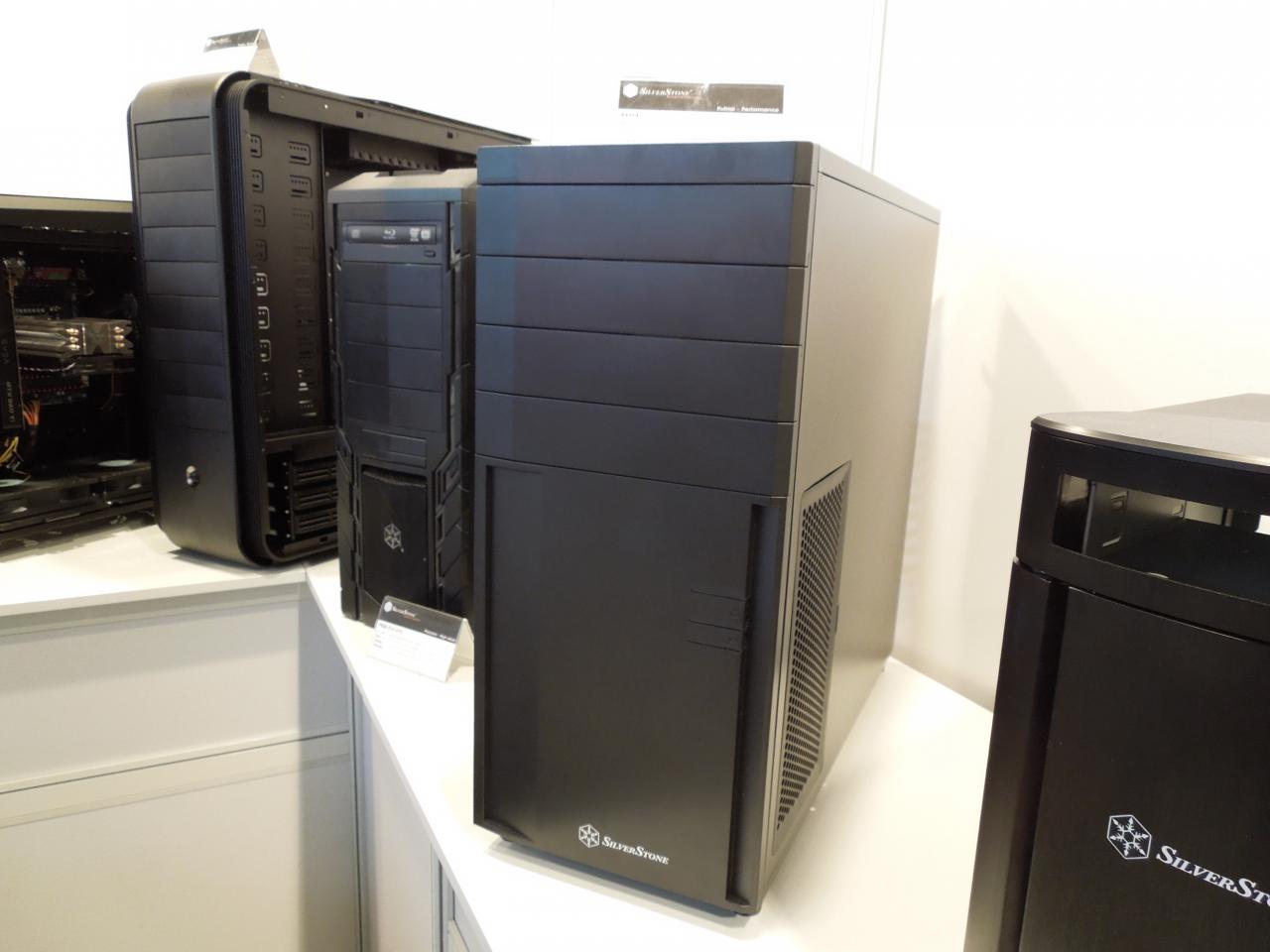 [08/03/2012] Cebit 2012 Silverstone 4 