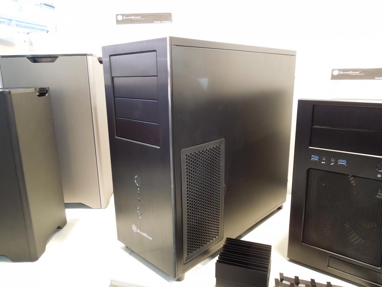 [08/03/2012] Cebit 2012 Silverstone 6 