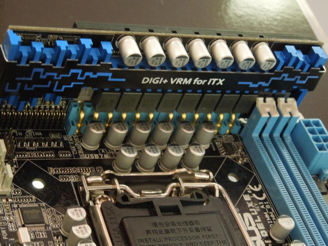 [05/03/2012] Cebit 2012: Asus zeigt Z77-Boards der P8-Reihe für Ivy Bridge (25)