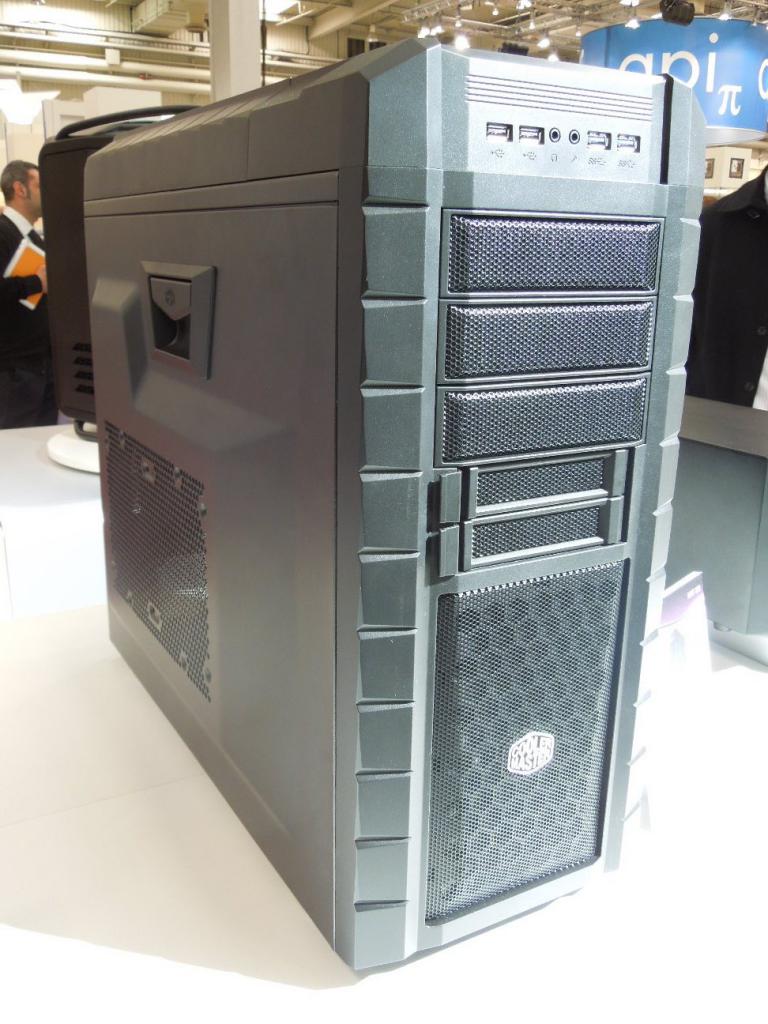 [06/03/2012] Cebit 2012: Cooler Master zeigt Mini-ITX-Gaming-Gehäuse für 49 Euro, günstiges HAF XM und Silent-Gehäuse (9)