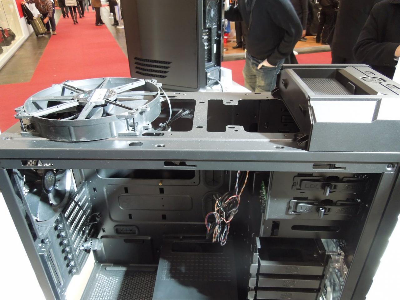 [06/03/2012] Cebit 2012: Cooler Master zeigt Mini-ITX-Gaming-Gehäuse für 49 Euro, günstiges HAF XM und Silent-Gehäuse (11)