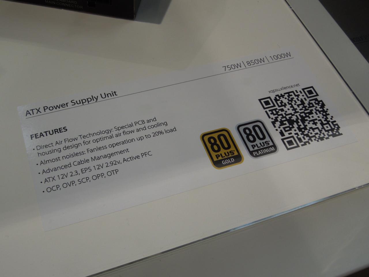[07/03/2012] Cebit 2012: Außergewöhnliches Netzteil von Xilence mit zwei Mini-Lüftern (3)