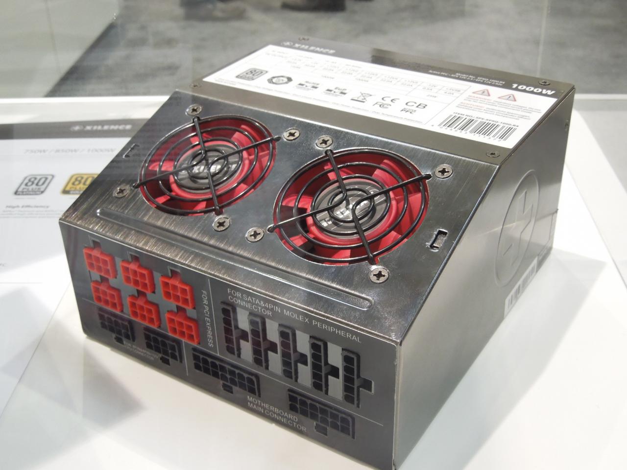 [07/03/2012] Cebit 2012: Außergewöhnliches Netzteil von Xilence mit zwei Mini-Lüftern (5)