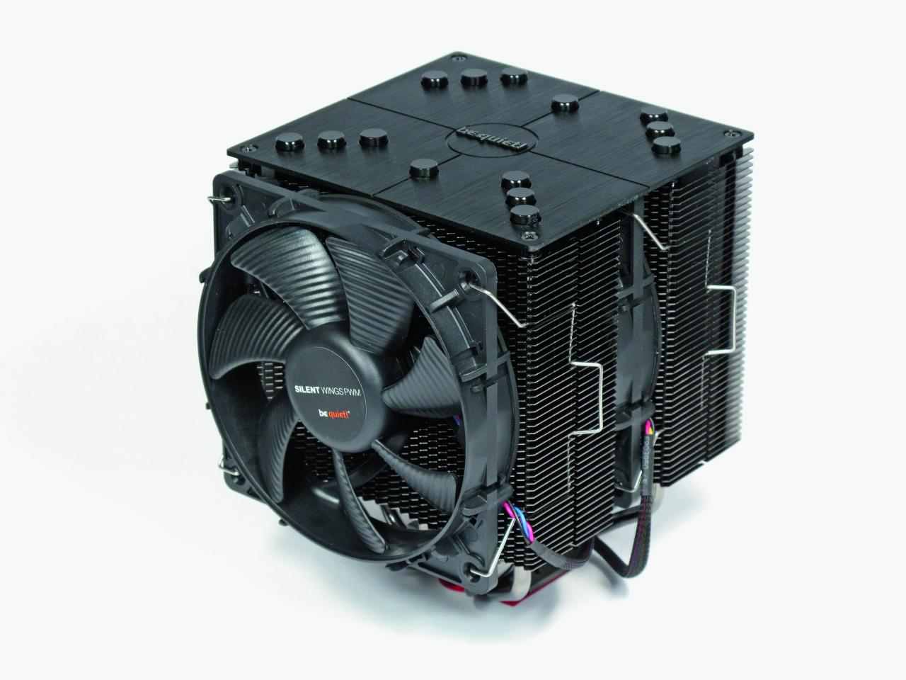 [21/03/2012] Be quiet Dark Rock Pro C1, Note: 2,44 - CPU-Temperatur (Lüfterdrehzahl in %): 43,4 (100%)/44,0 (75%)/46,8 (50%) °C, Lautheit (Lüfterdrehzahl in %): 2,1 (100%)/0,7 (75%)/0,2 (50%) Sone, PCGH-Preisvergleich