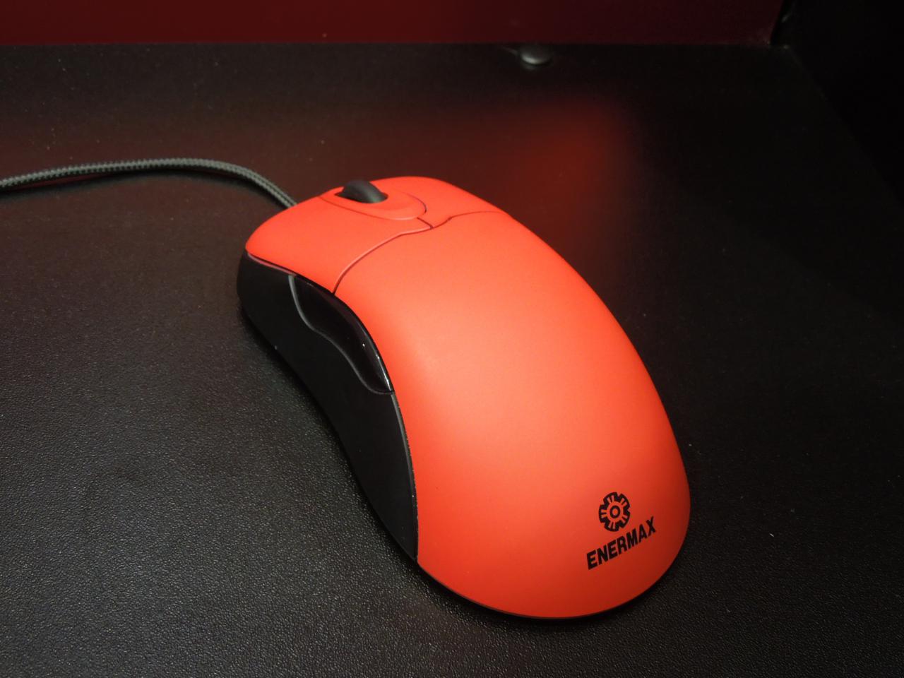[06/03/2012] Cebit 2012: Neue Produkte von Enermax (14)