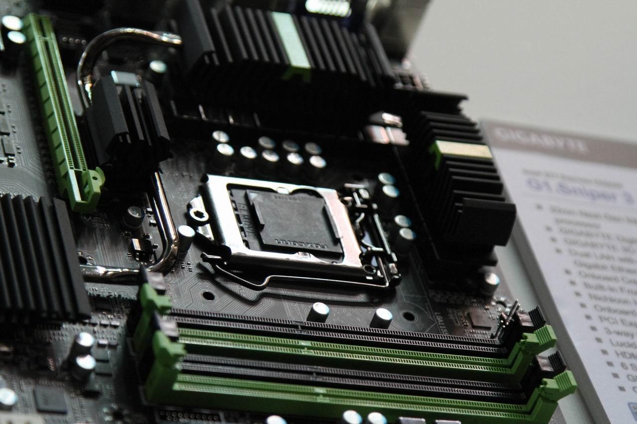 [09/03/2012] Gigabyte Cebit 5577