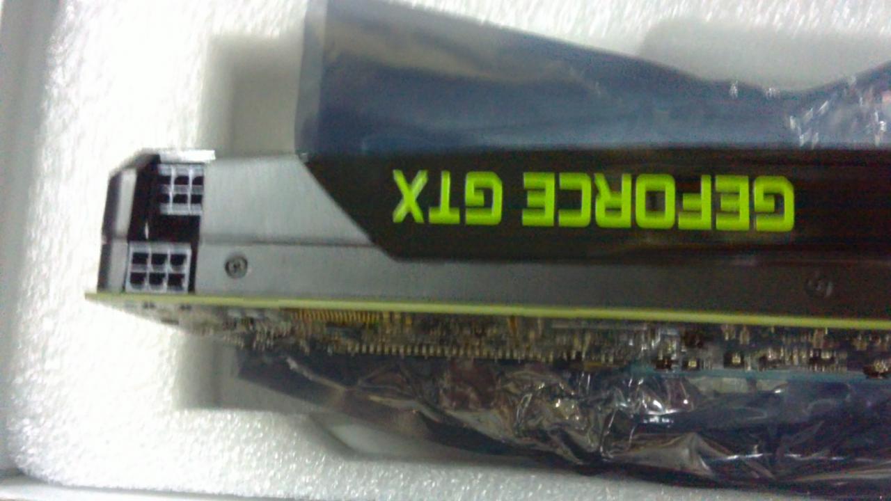 [19/03/2012] Kepler: Angebliche Gigabyte GTX 680 im Referenzdesign abgelichtet (1)