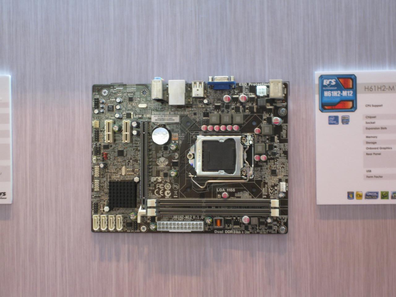 [05/03/2012] Cebit 2012: Elitegroup-Mainboards: Von Z77 über X79 bis zum 990FX (17)