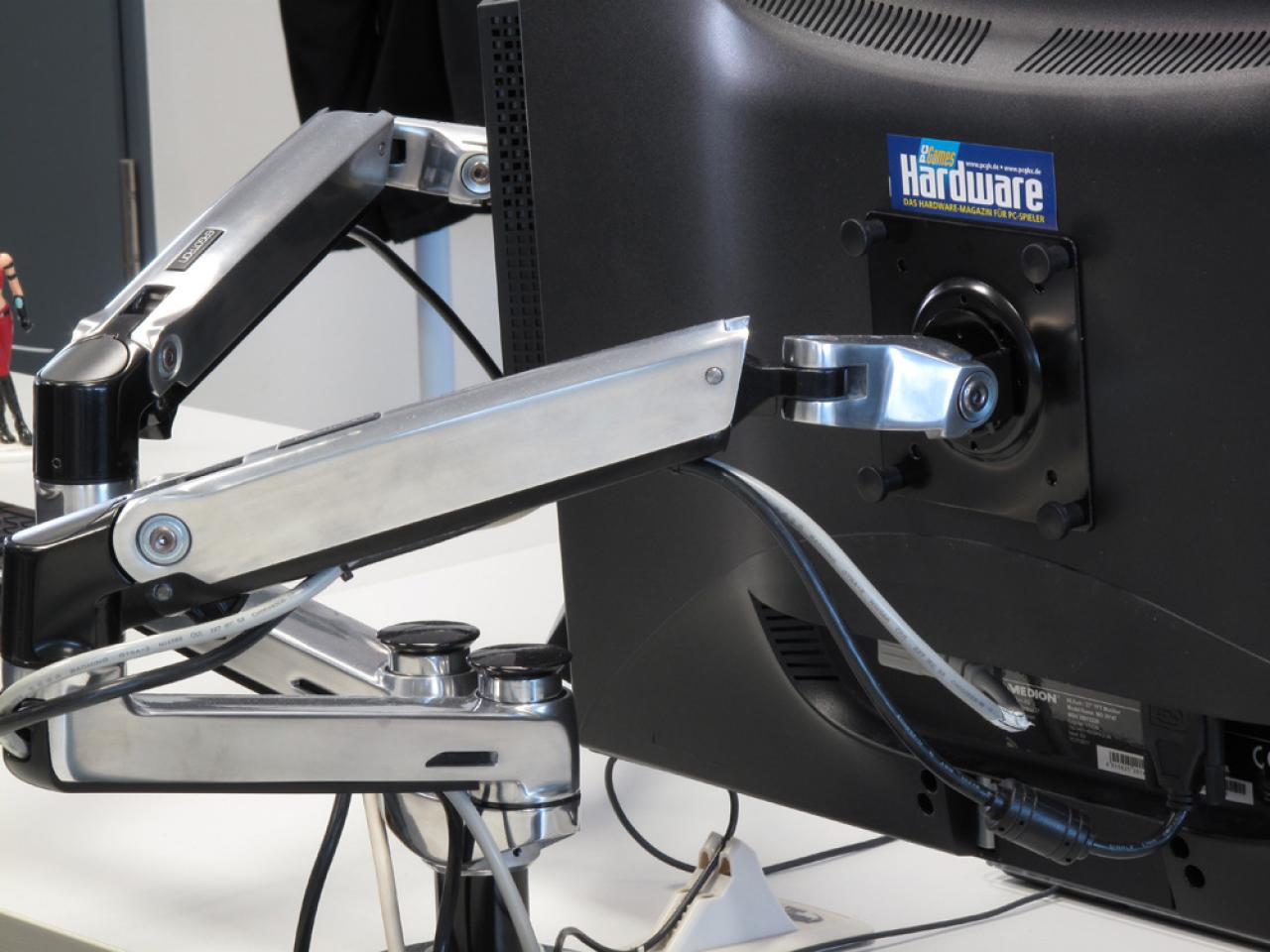 [28/03/2012] Ergotron Monitorhalterung (9)