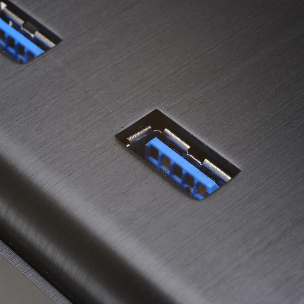 [27/03/2012] Lian Li erweitert sein Produktportfolio um zwei Datenspeicher- und NAS-Gehäuse (19)
