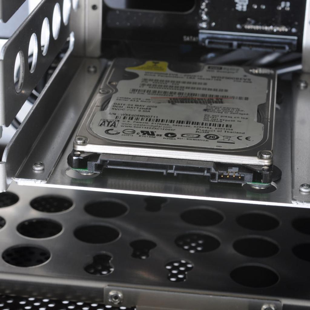 [27/03/2012] Lian Li erweitert sein Produktportfolio um zwei Datenspeicher- und NAS-Gehäuse (42)