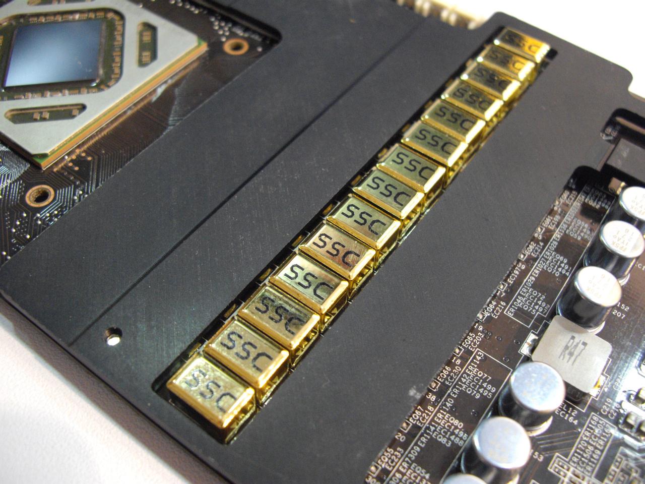 [05/03/2012] MSI R7970 Lightning: Übertaktertraum mit 1,07 GHz, Power-PCB und Twin Frozr IV (1)