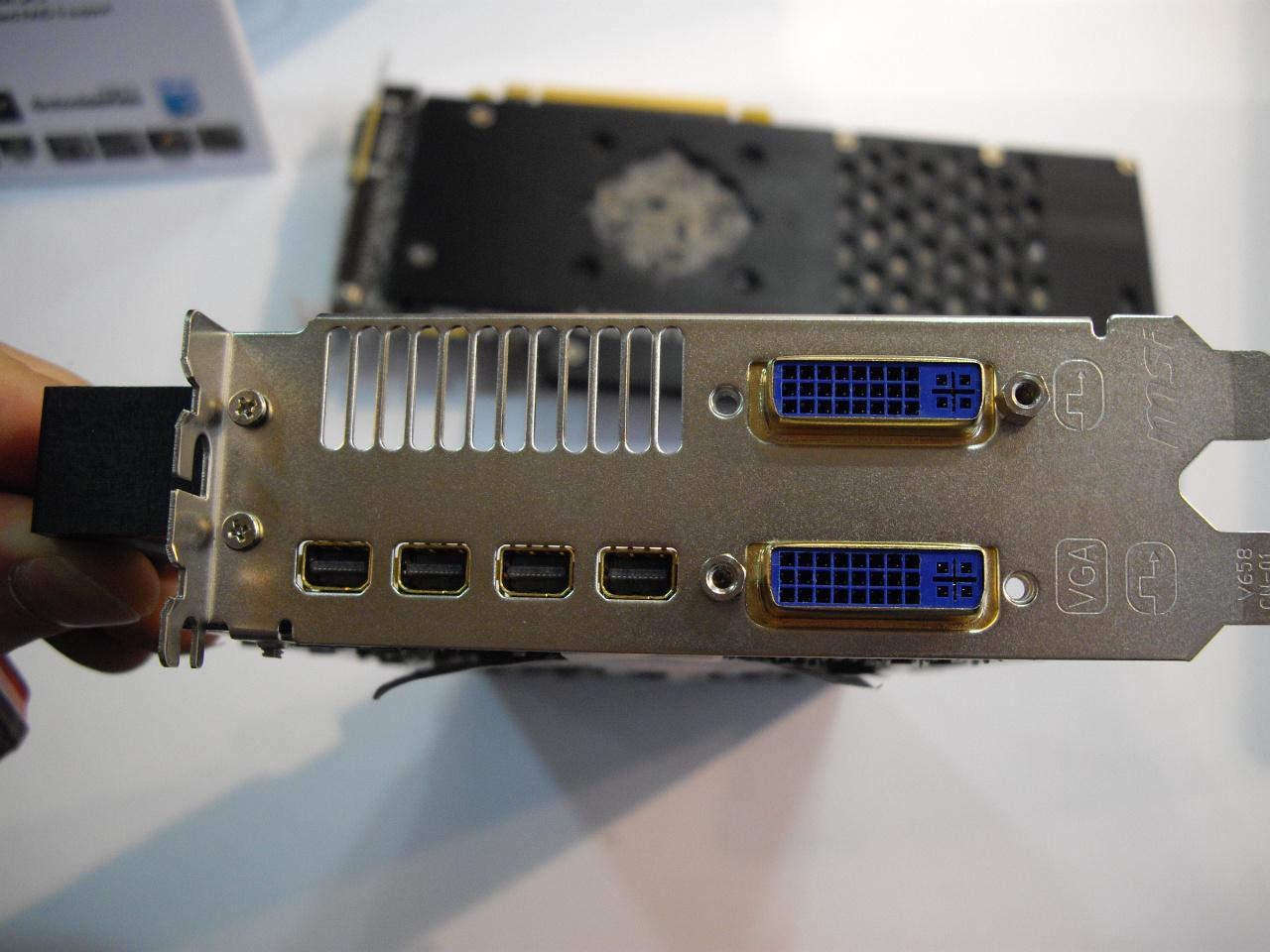 [05/03/2012] MSI R7970 Lightning: Übertaktertraum mit 1,07 GHz, Power-PCB und Twin Frozr IV (18)