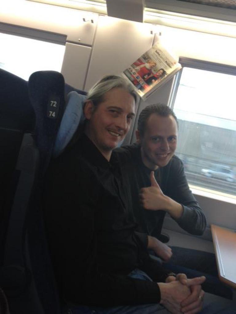 [09/03/2012] Gut gelaunt und voller Vorfreude auf spannende Hardware-Neuigkeiten ging die Reise nach Hannover passend zur Eröffnung am Dienstag mit der Bahn los. 