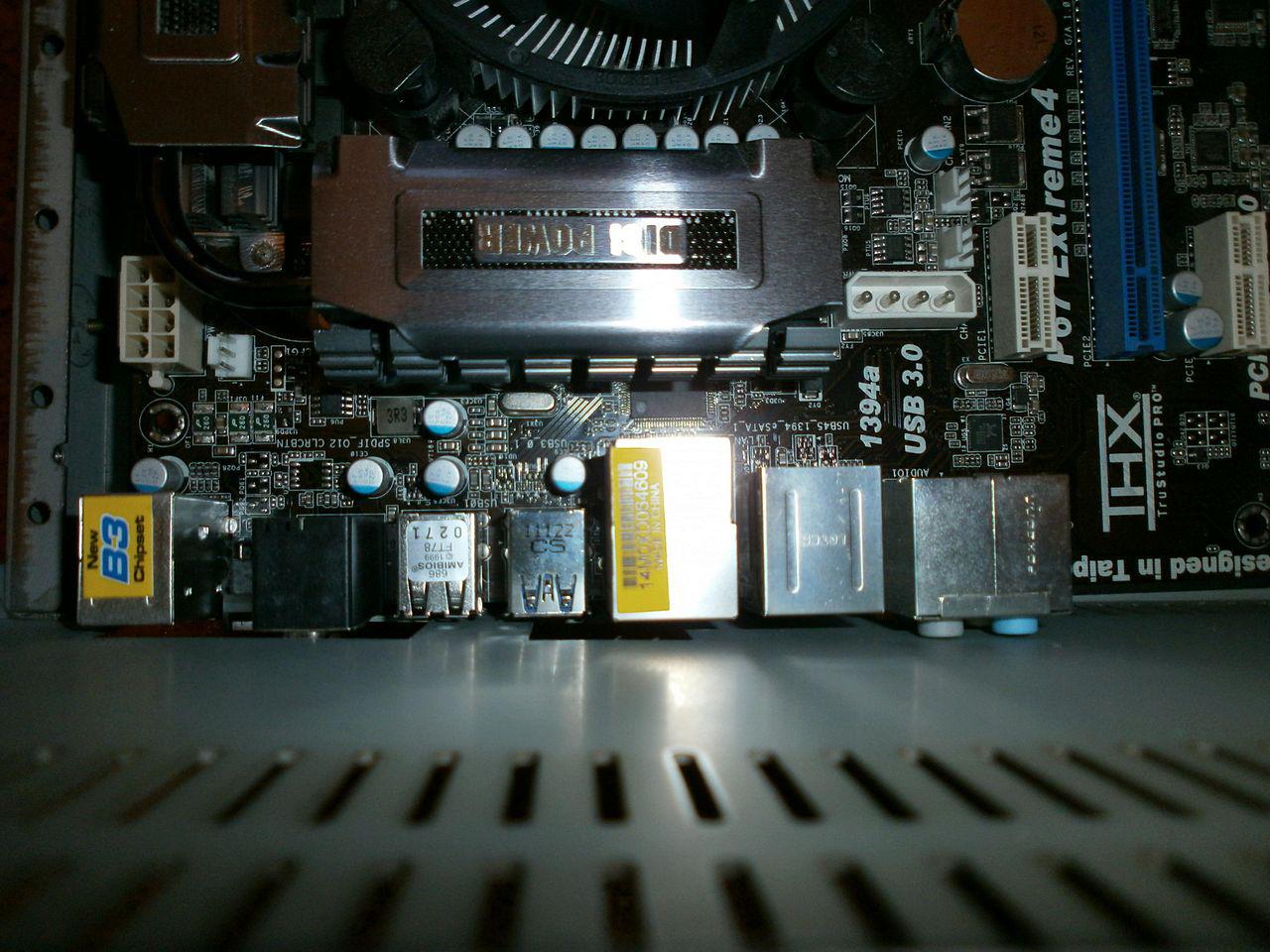 [09/03/2012] Spannendes Casemod-Projekt: Eine Hi-Fi-Endstufe wird zum PC-Gehäuse (17)