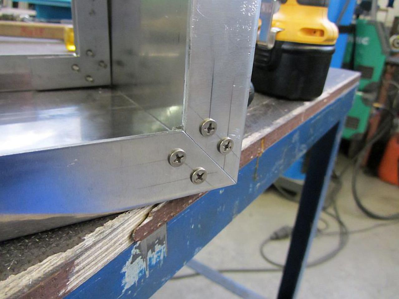 [14/03/2012] Tagebuch zu Casemod-Wettbewerb: Was lässt sich aus dem MS-Tech CA-0280 herausholen? (32)