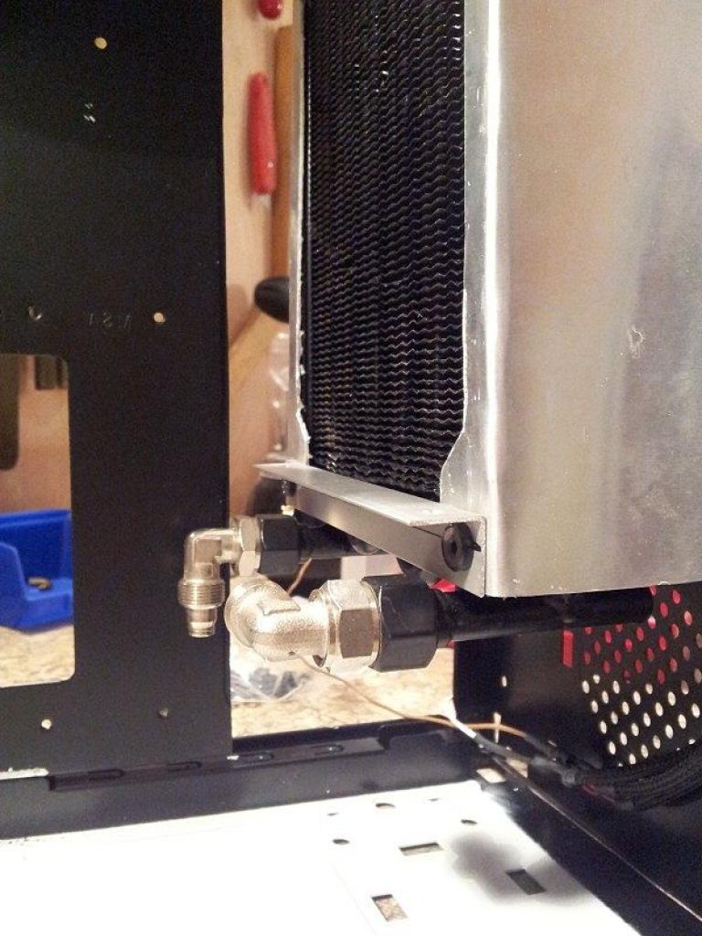 [16/03/2012] Update: Viele Beleuchtungstests und Streckmetall im Einsatz (10)