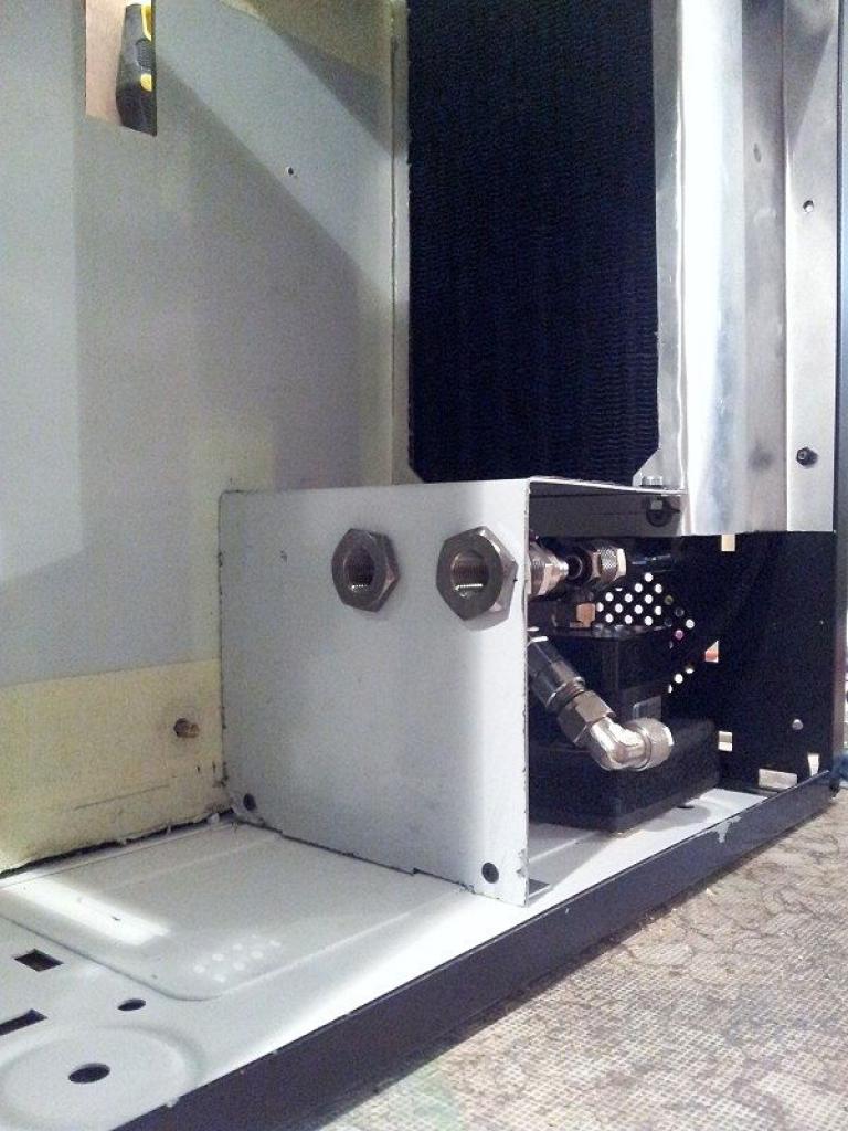 [16/03/2012] Update: Viele Beleuchtungstests und Streckmetall im Einsatz (35)