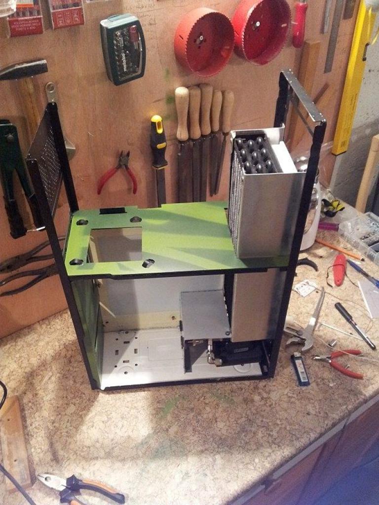 [16/03/2012] Update: Viele Beleuchtungstests und Streckmetall im Einsatz (39)