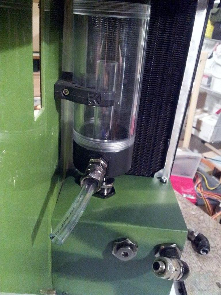 [16/03/2012] Update: Viele Beleuchtungstests und Streckmetall im Einsatz (61)