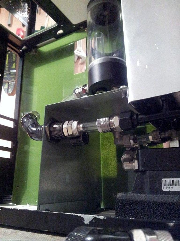 [16/03/2012] Update: Viele Beleuchtungstests und Streckmetall im Einsatz (63)