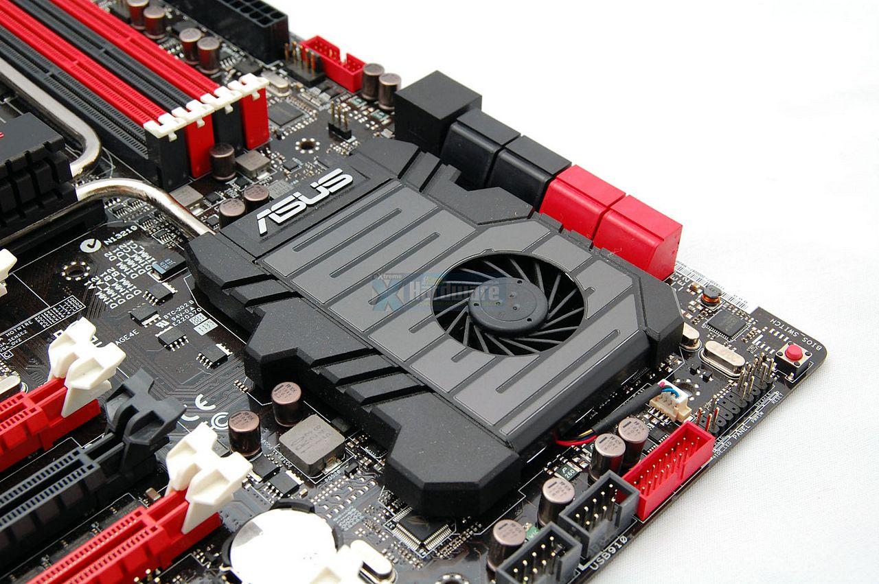 [06/03/2012] Asus Rampage IV Extreme im PCGHX-Test: Hardcore is back (14)