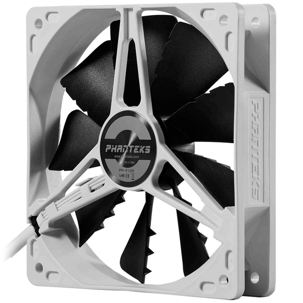 [02/03/2012] Phanteks veröffentlicht den PH-F120S-Lüfter mit UFB-Lager. (5)