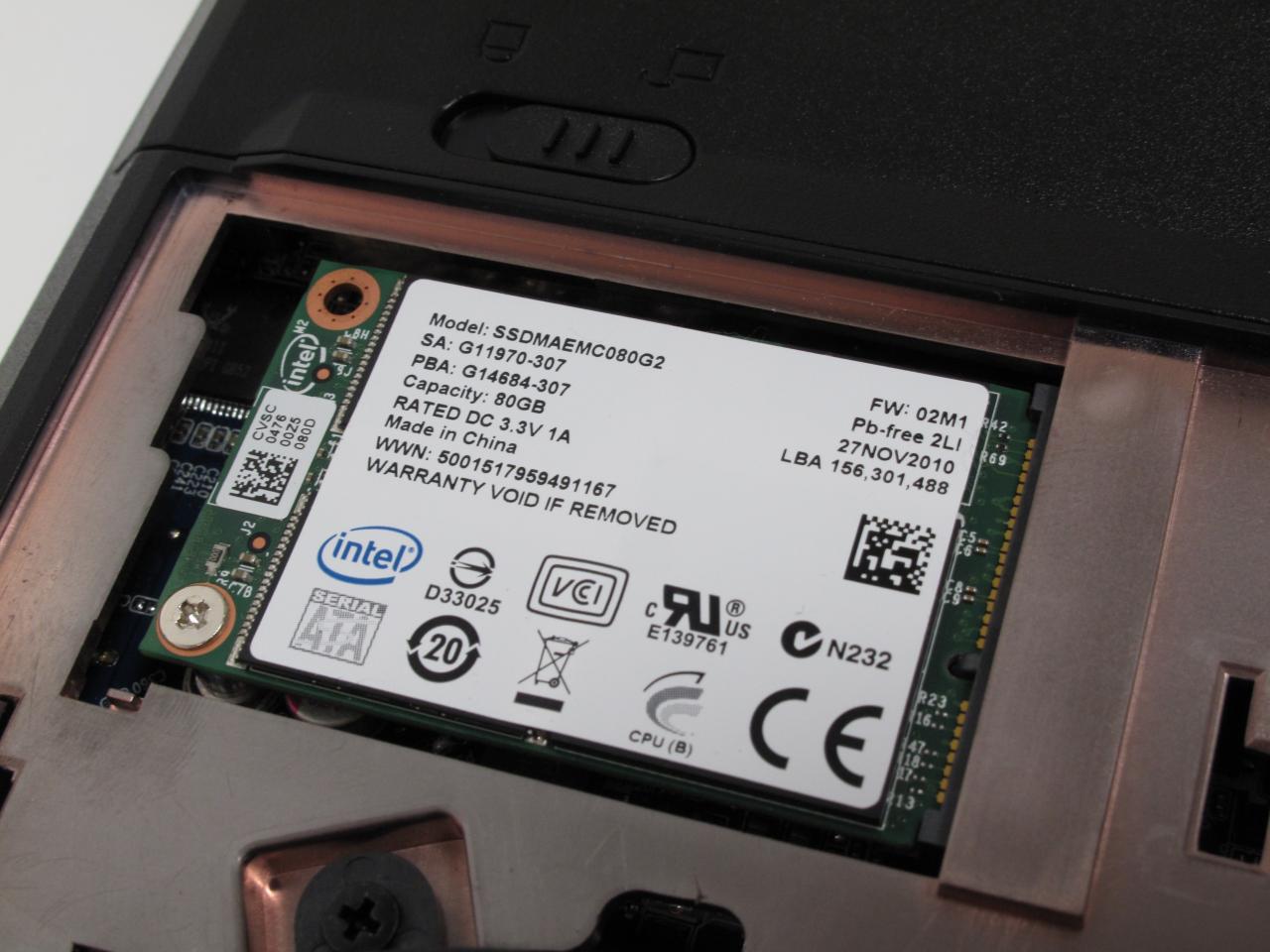[27/03/2012] Die 80 GByte SSD von Intel.