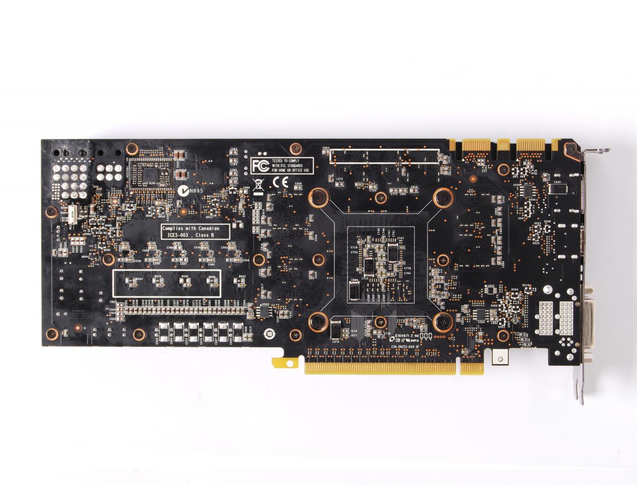 [22/03/2012] Nvidia Geforce GTX 680: Quad-SLI-System getestet (4)