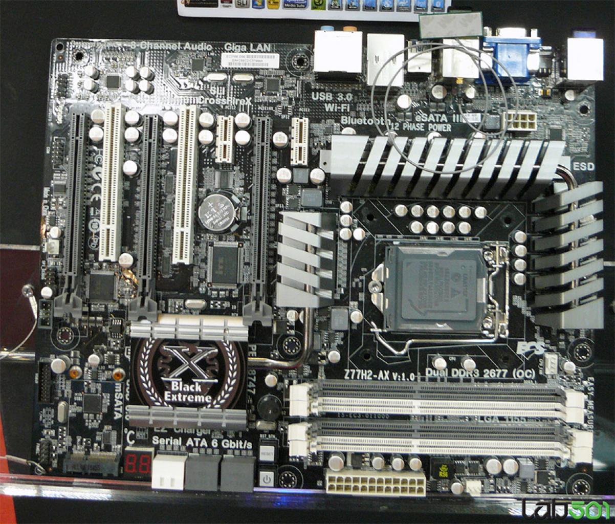 [07/03/2012] Cebit 2012: Z77-Platinen von ECS abgelichtet. (2)