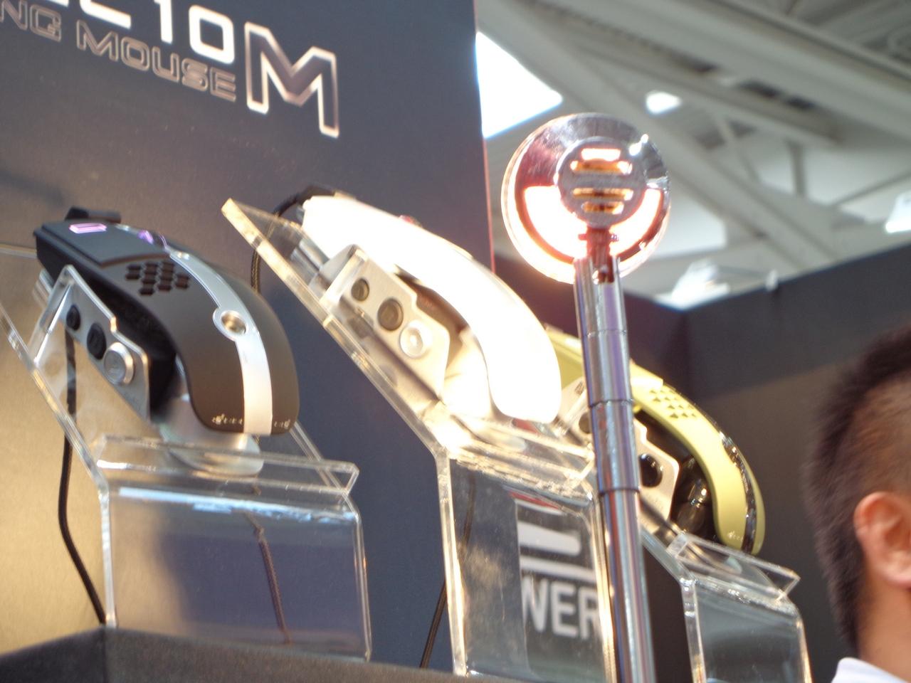 [06/03/2012] Thermaltake Level 10 M: Die ersten Bilder und Infos zur Skelett-Maus [Update] (13)