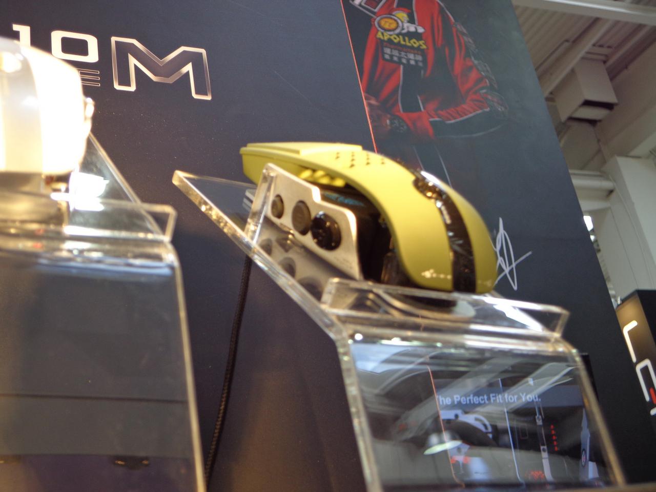 [06/03/2012] Thermaltake Level 10 M: Die ersten Bilder und Infos zur Skelett-Maus [Update] (18)