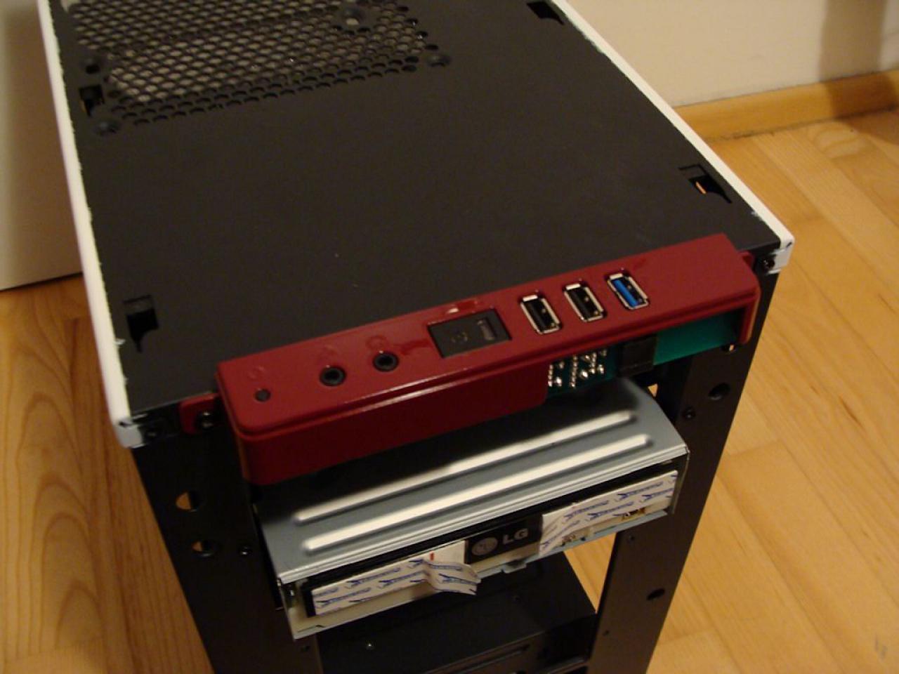 [02/03/2012] Abgefahren: Arc-Mini-Casemod im Hot-Rod-Design (16)