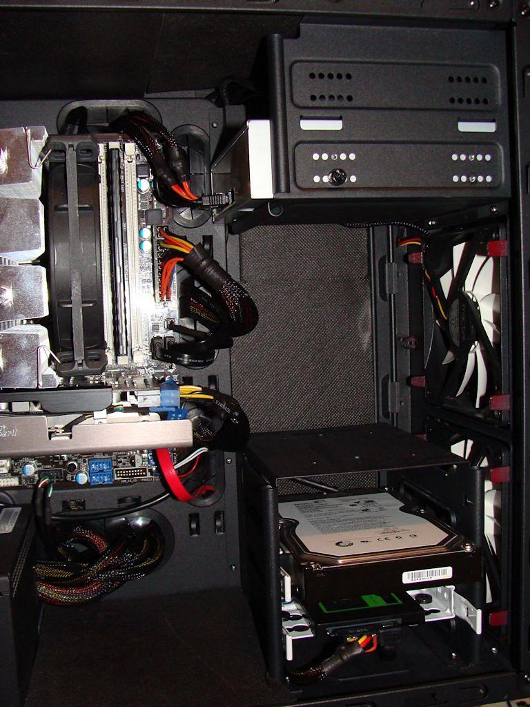 [02/03/2012] Abgefahren: Arc-Mini-Casemod im Hot-Rod-Design (20)