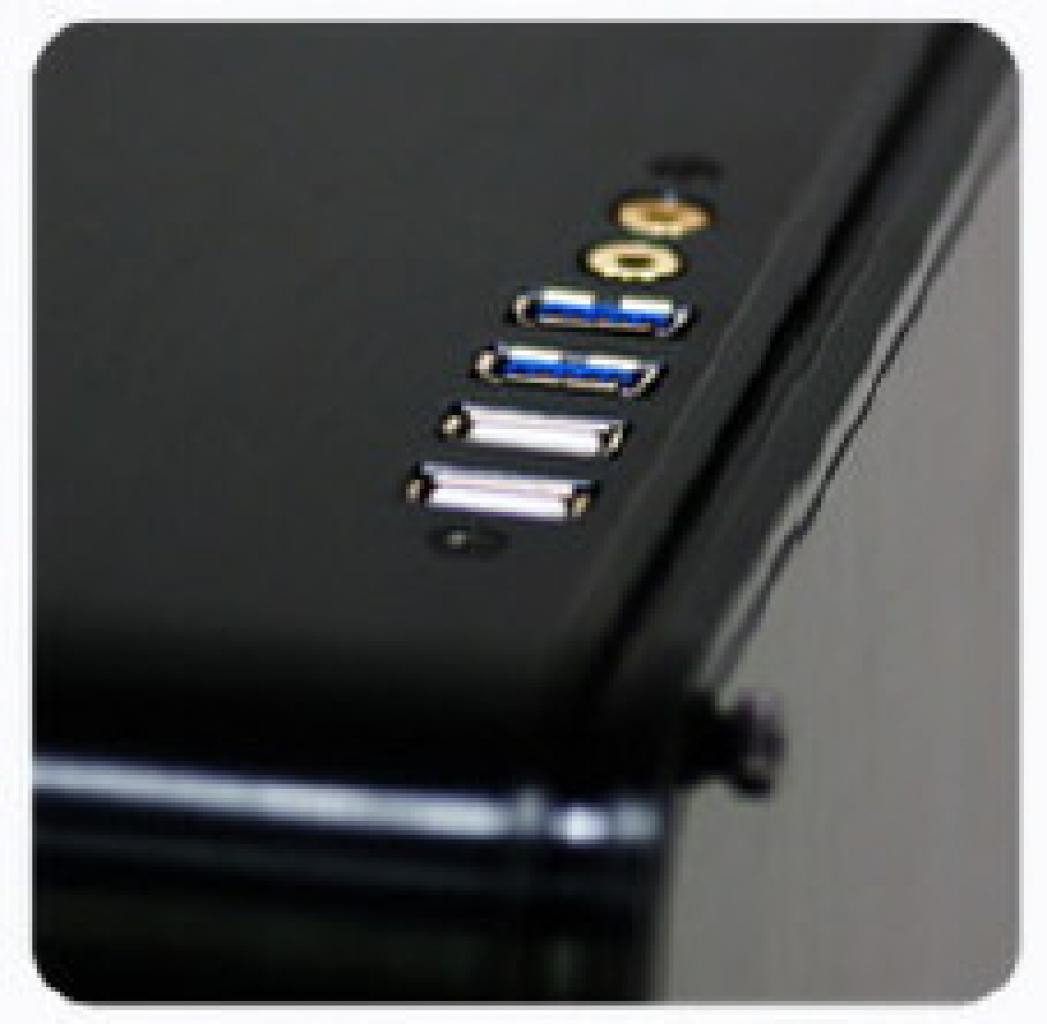 [04/04/2012] Ice-Serie: Cubitek kündigt fünf Gehäuse für Mini-ITX- bis HPTX-Mainboards an (8)