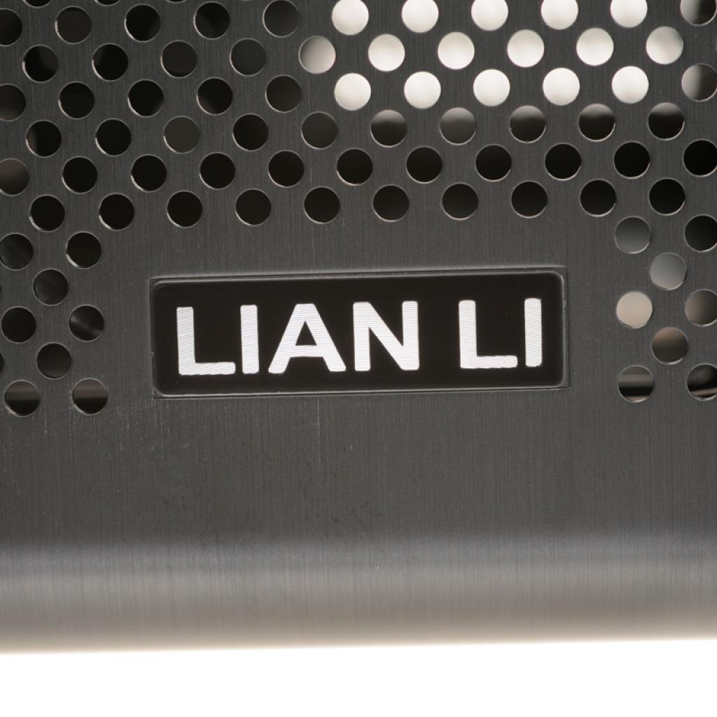 [05/04/2012] Lian Li stellt PC-V700 vor - Kompaktes ATX-Gehäuse in drei Varianten (13)