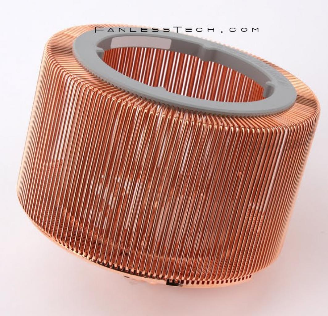 [24/04/2012] Nofan enthüllt passiven CR-95C-CPU-Kühler komplett aus Kupfer (6)