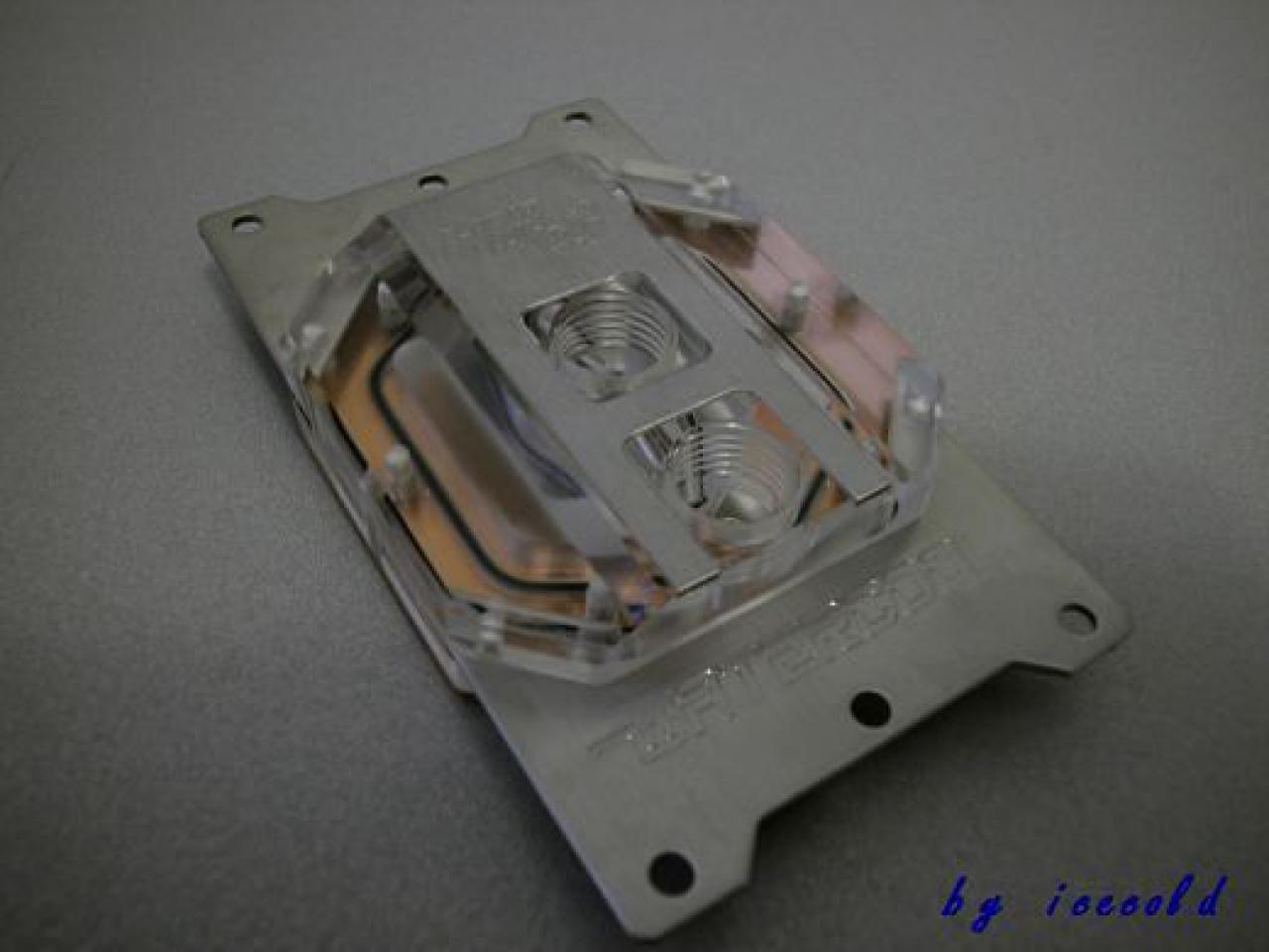 [20/04/2012] Innovatives Langzeit-Projekt: Wakü-PC mit Springbrunnen-AGB 2.0 (228)