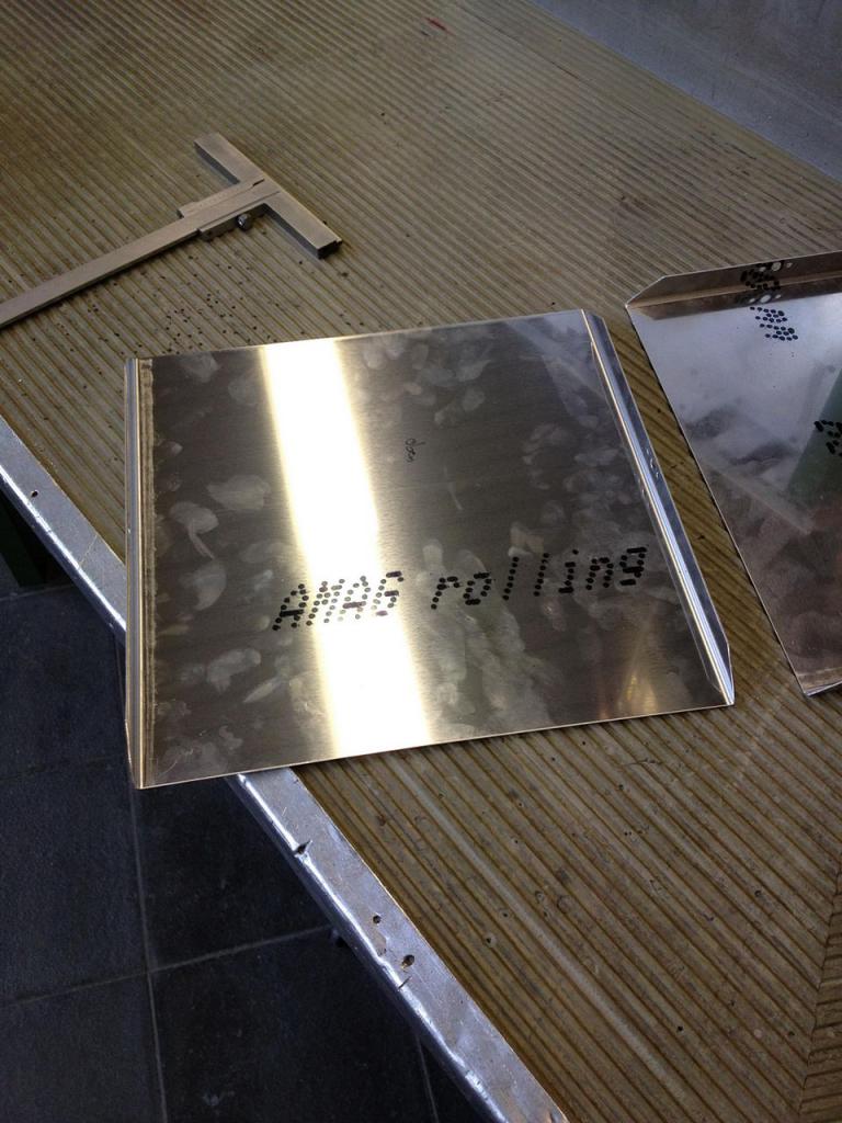 [25/04/2012] Spannendes Casecon-Projekt: NAS-Würfel aus Aluminium (13)