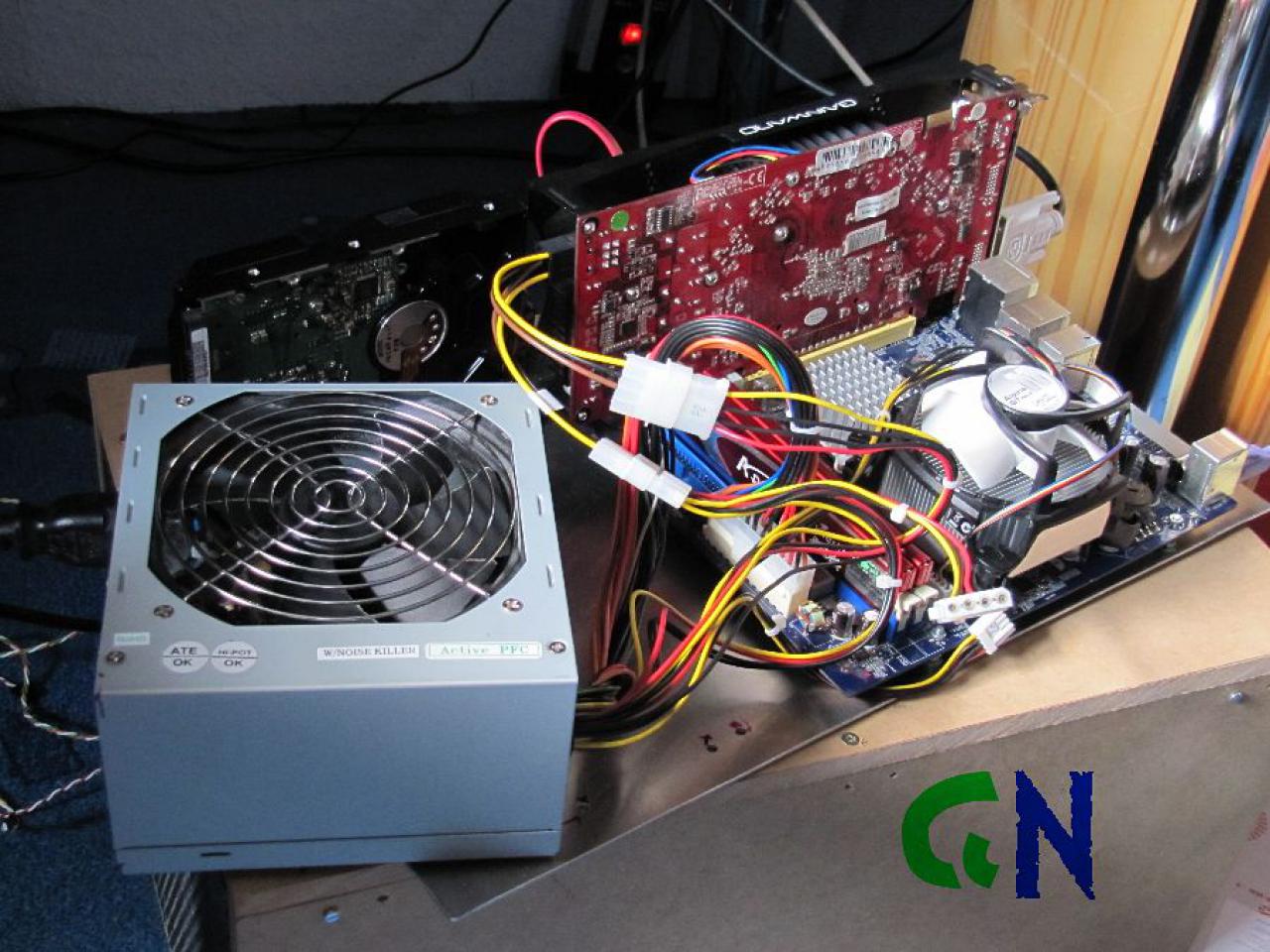 [27/04/2012] Casecon kurios: Minecraft-Schaf als PC-Gehäuse (19)