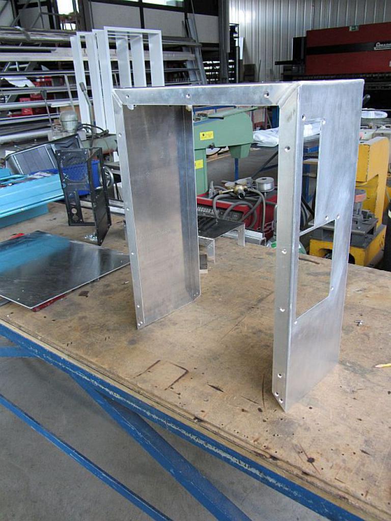 [20/04/2012] Update vom 20.04.: neue Bilder aus der Profi-Werkstatt (5)