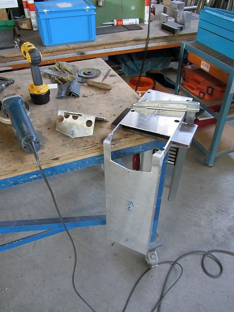 [20/04/2012] Update vom 20.04.: neue Bilder aus der Profi-Werkstatt (14)
