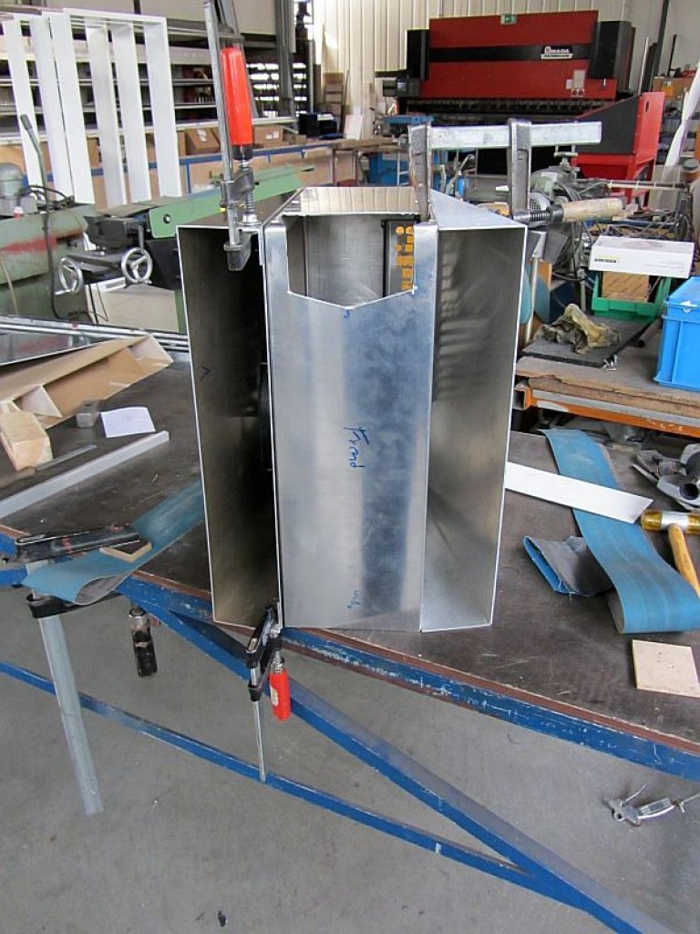 [20/04/2012] Update vom 20.04.: neue Bilder aus der Profi-Werkstatt (15)
