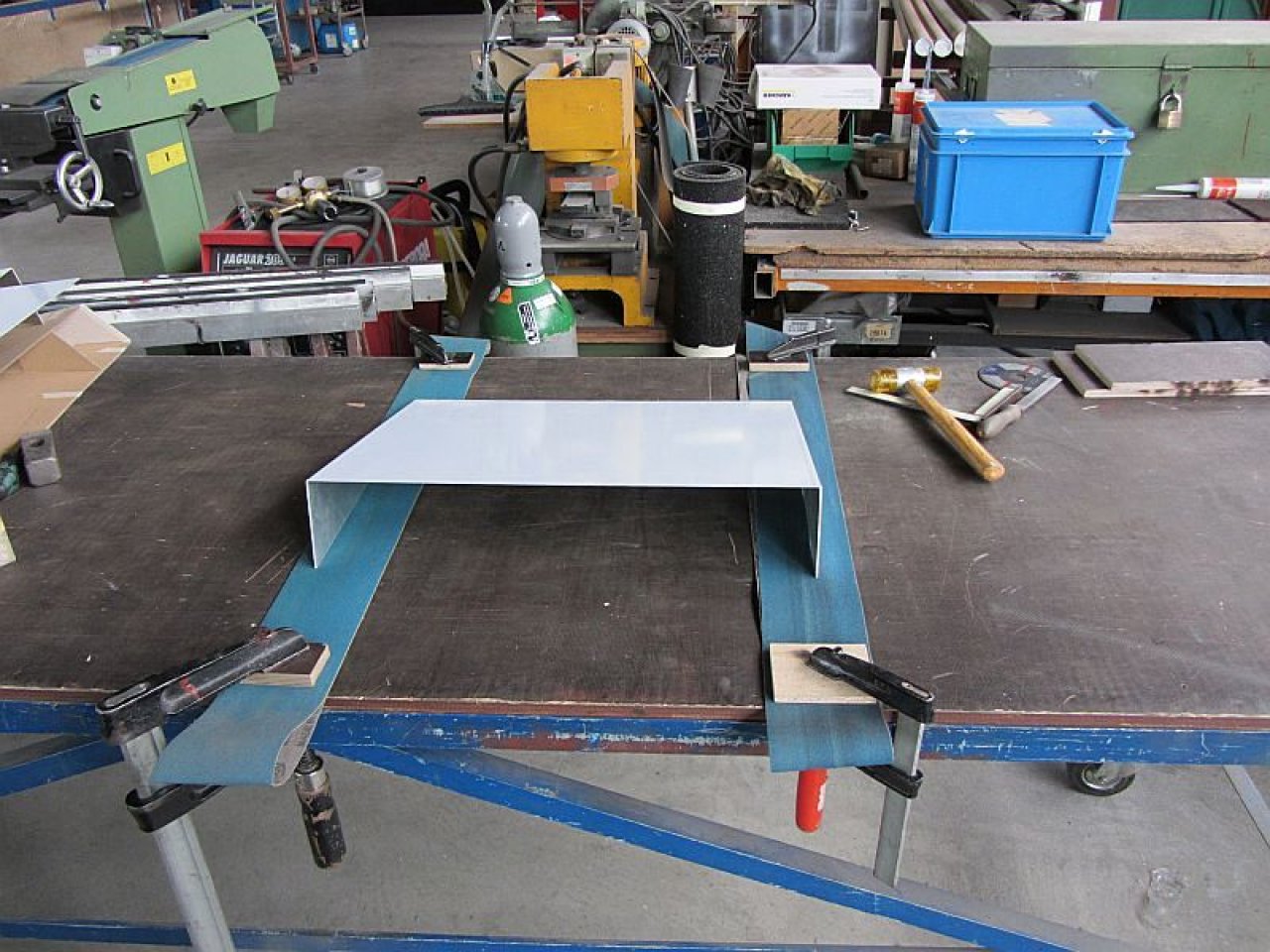 [20/04/2012] Update vom 20.04.: neue Bilder aus der Profi-Werkstatt (24)