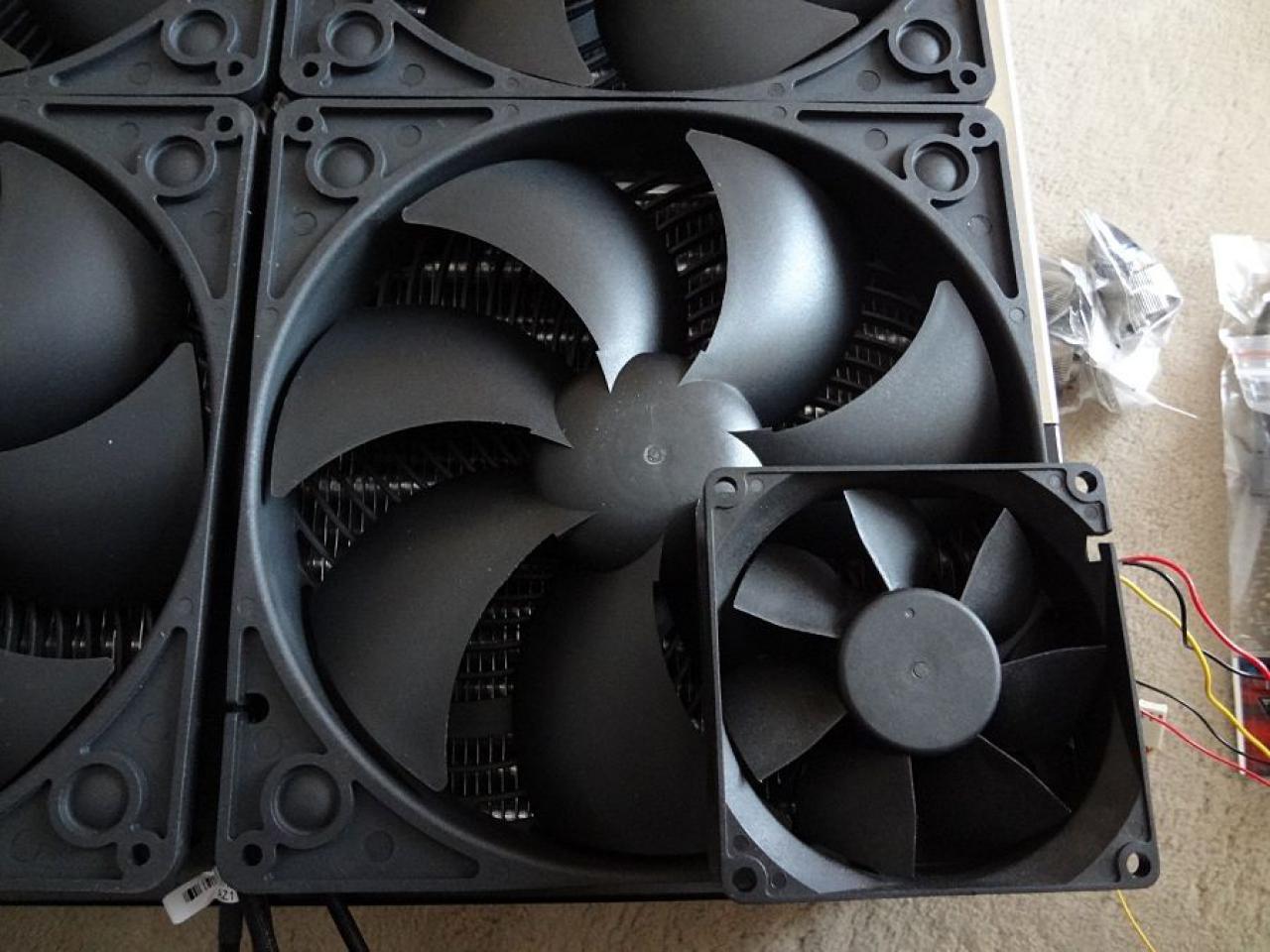 [16/04/2012] Edel-Hardware trifft auf Spar-Gehäuse: Sandy Bridge E + GTX 680 im MS-Tech-Tower (24)