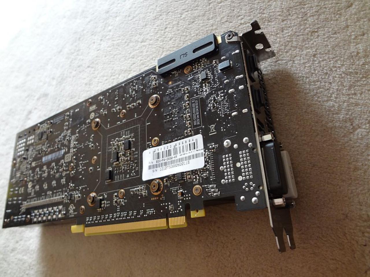 [16/04/2012] Edel-Hardware trifft auf Spar-Gehäuse: Sandy Bridge E + GTX 680 im MS-Tech-Tower (56)